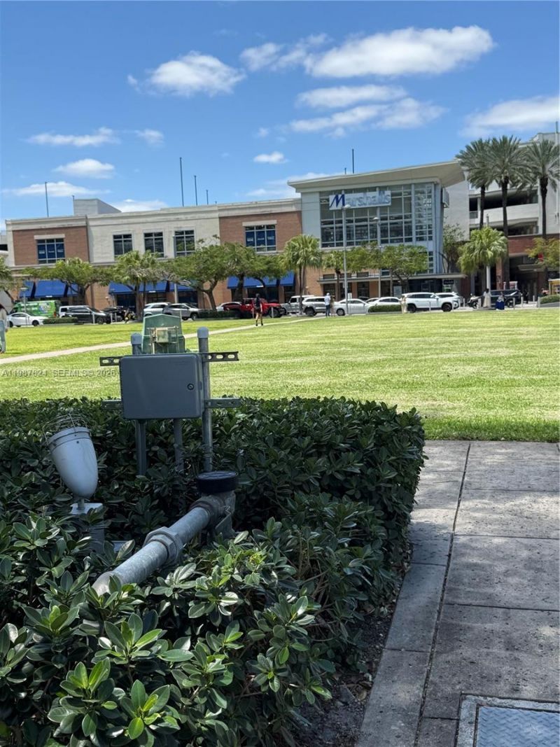 3470 E Coast Ave, Unit H0603, Miami, FL 33137 Photo