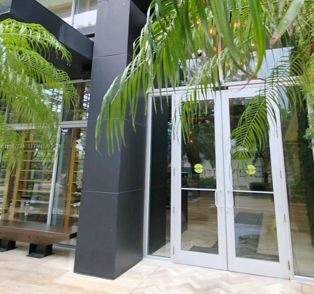 3470 E Coast Ave, Unit H0603, Miami, FL 33137 Photo