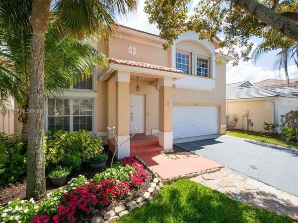 161 W Granada Ave, Weston, FL 33326