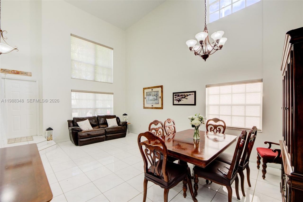 161 W Granada Ave, Weston, FL 33326 Photo
