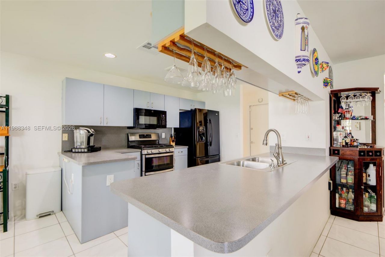 161 W Granada Ave, Weston, FL 33326 Photo