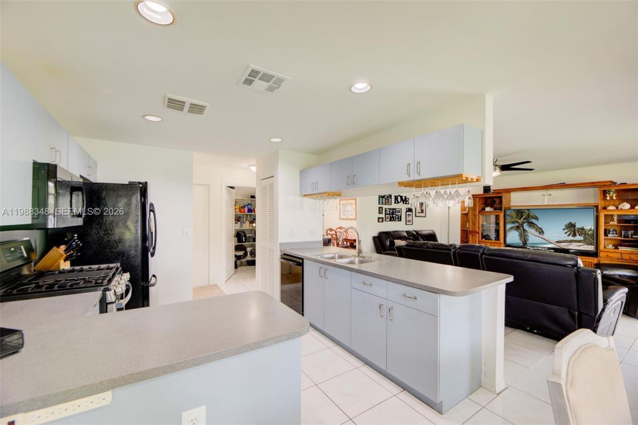 161 W Granada Ave, Weston, FL 33326 Photo