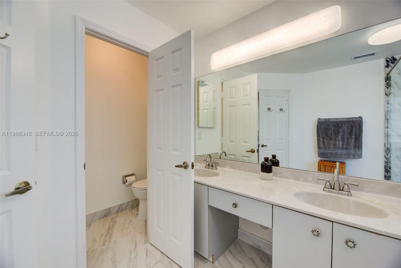 161 W Granada Ave, Weston, FL 33326 Photo