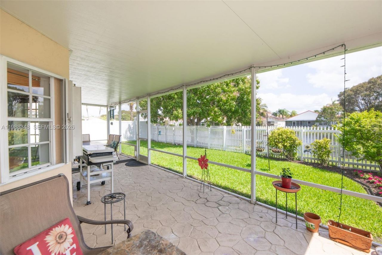 161 W Granada Ave, Weston, FL 33326 Photo