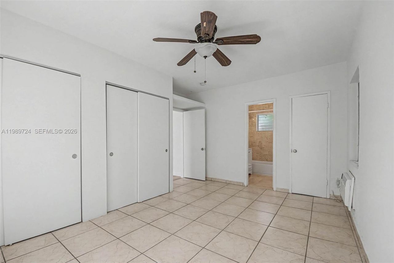 229 Madeira Ave, Unit 6, Coral Gables, FL 33134 Photo