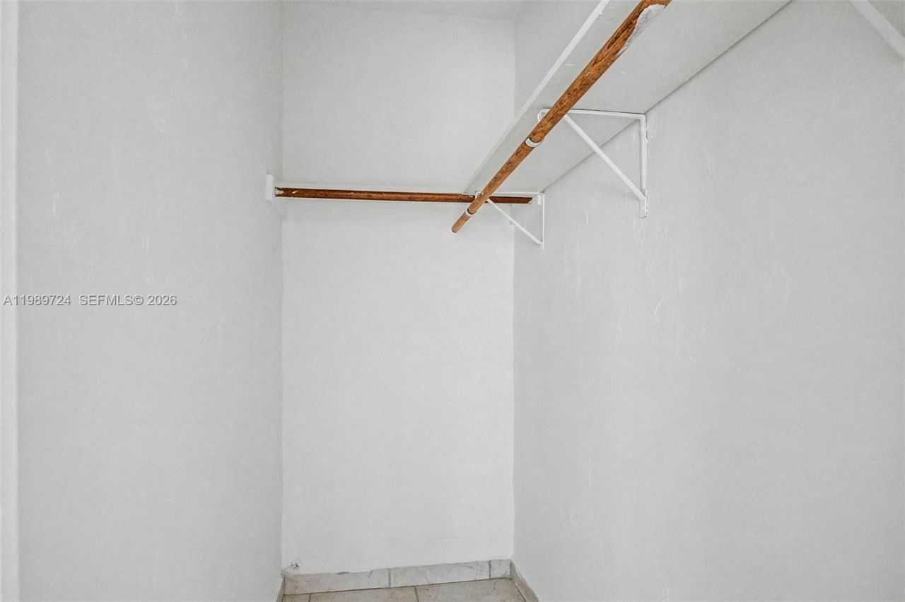 229 Madeira Ave, Unit 6, Coral Gables, FL 33134 Photo