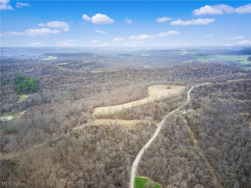 Parry Hollow, Caldwell, OH 43724 Photo 3