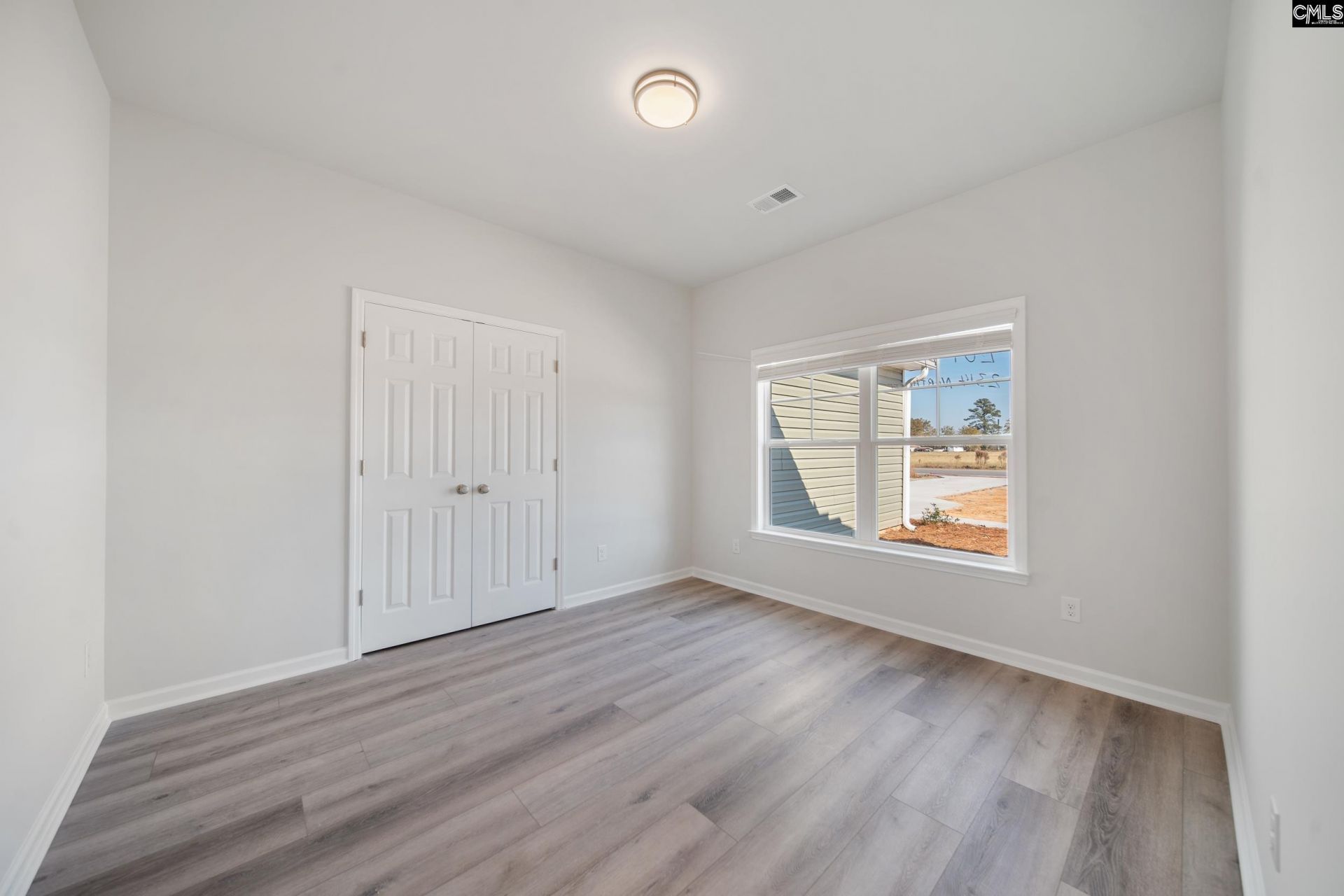 822 Meadowfield Road Photo 6