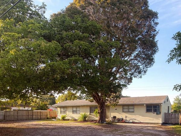 4649 Sunset Lane, West Palm Beach, FL 33415