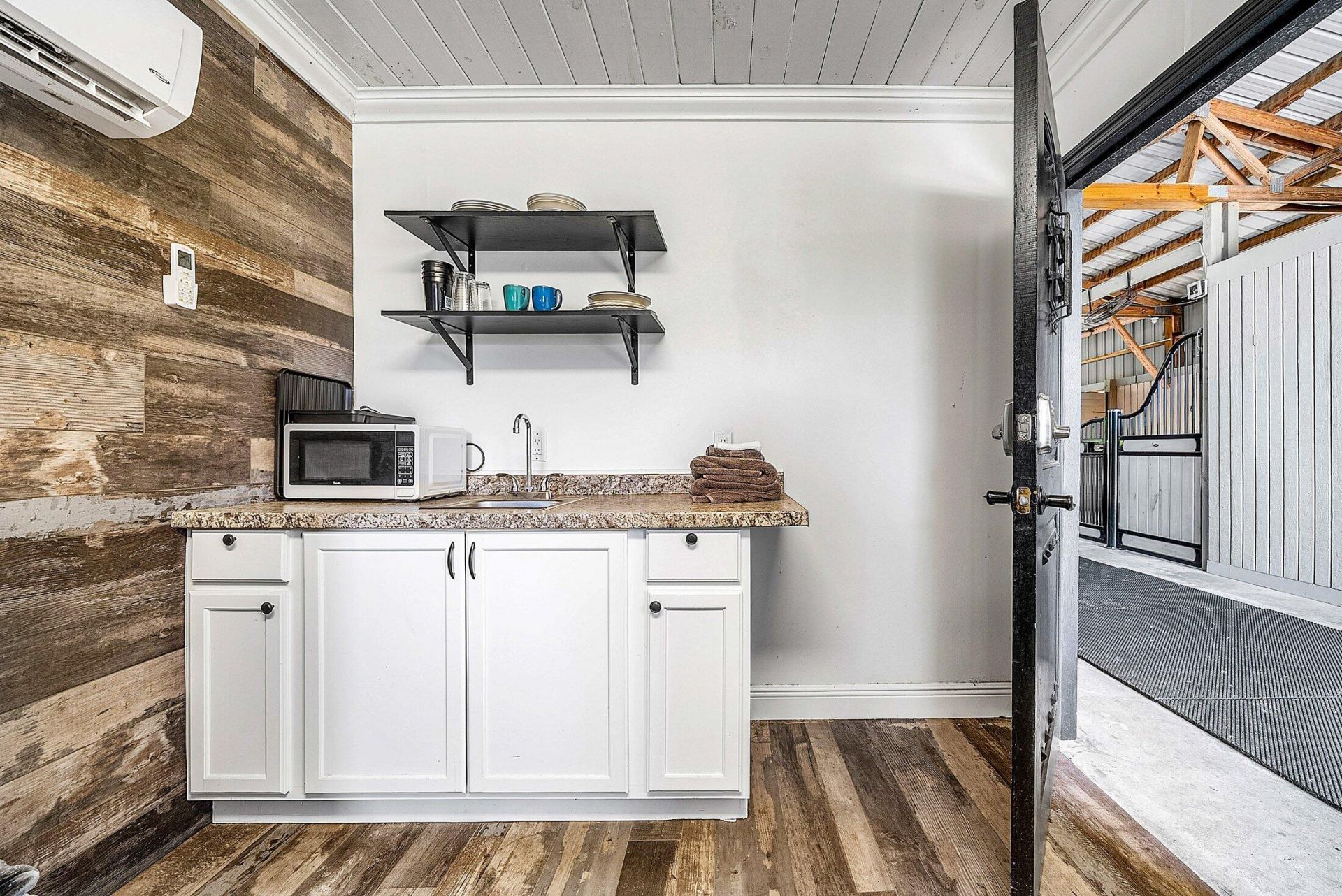 6149 Park Lane E, Unit (barns + S, Lake Worth, FL 33449 Photo