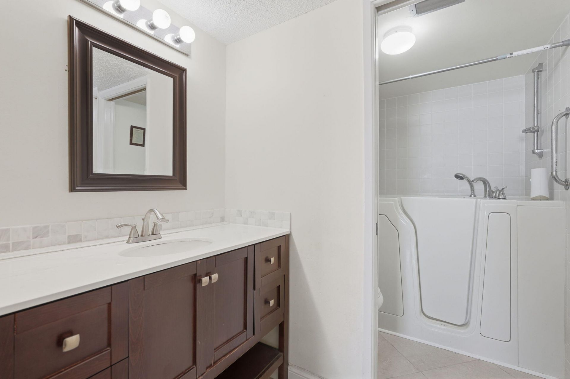 19000 Stewart Circle, Unit 4, Boca Raton, FL 33496 Photo