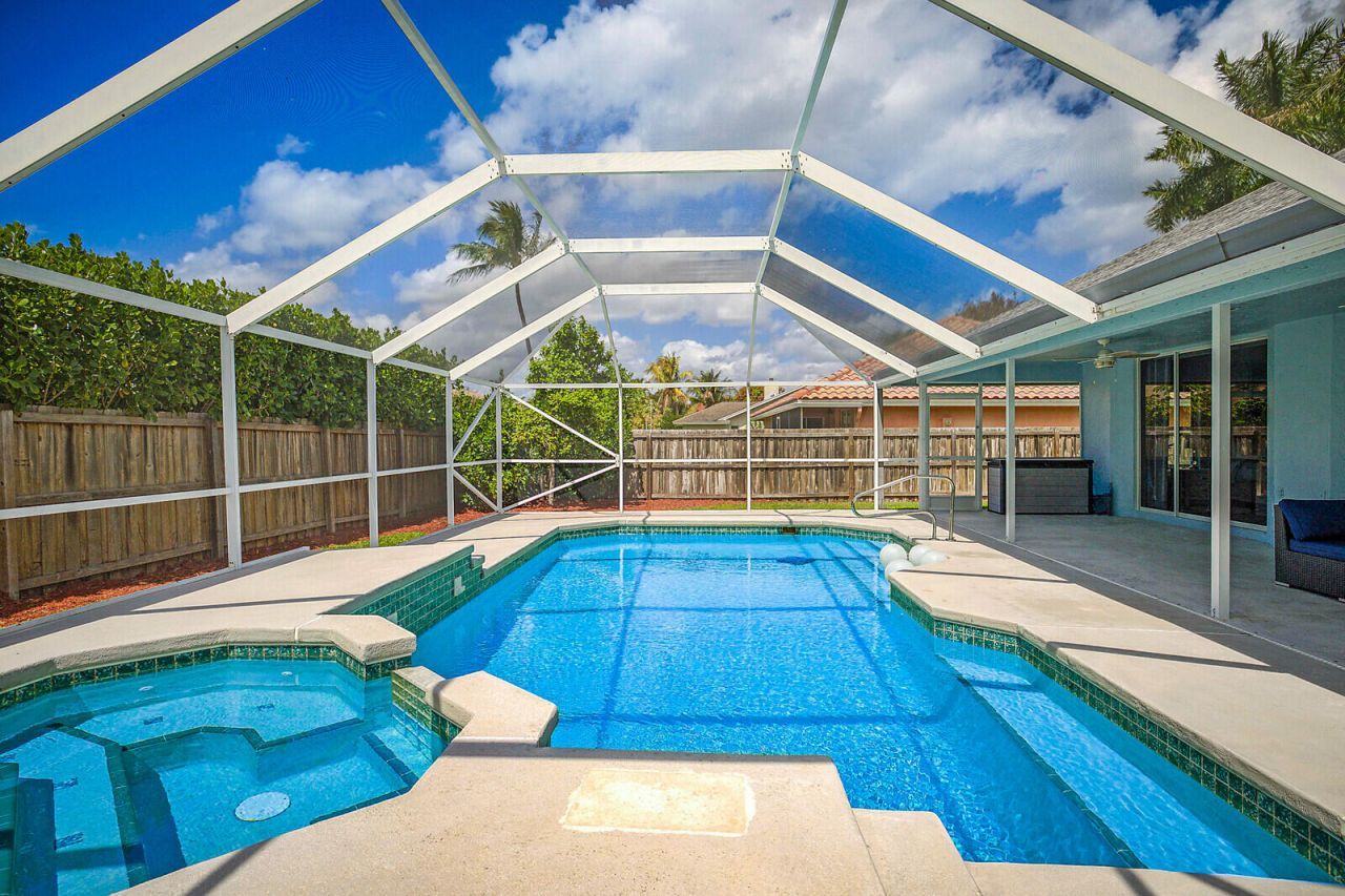 1583 Farmington Avenue, Wellington, FL 33414 Photo