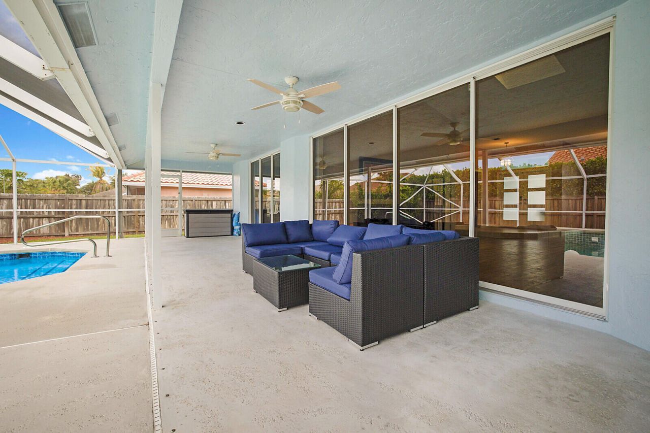 1583 Farmington Avenue, Wellington, FL 33414 Photo