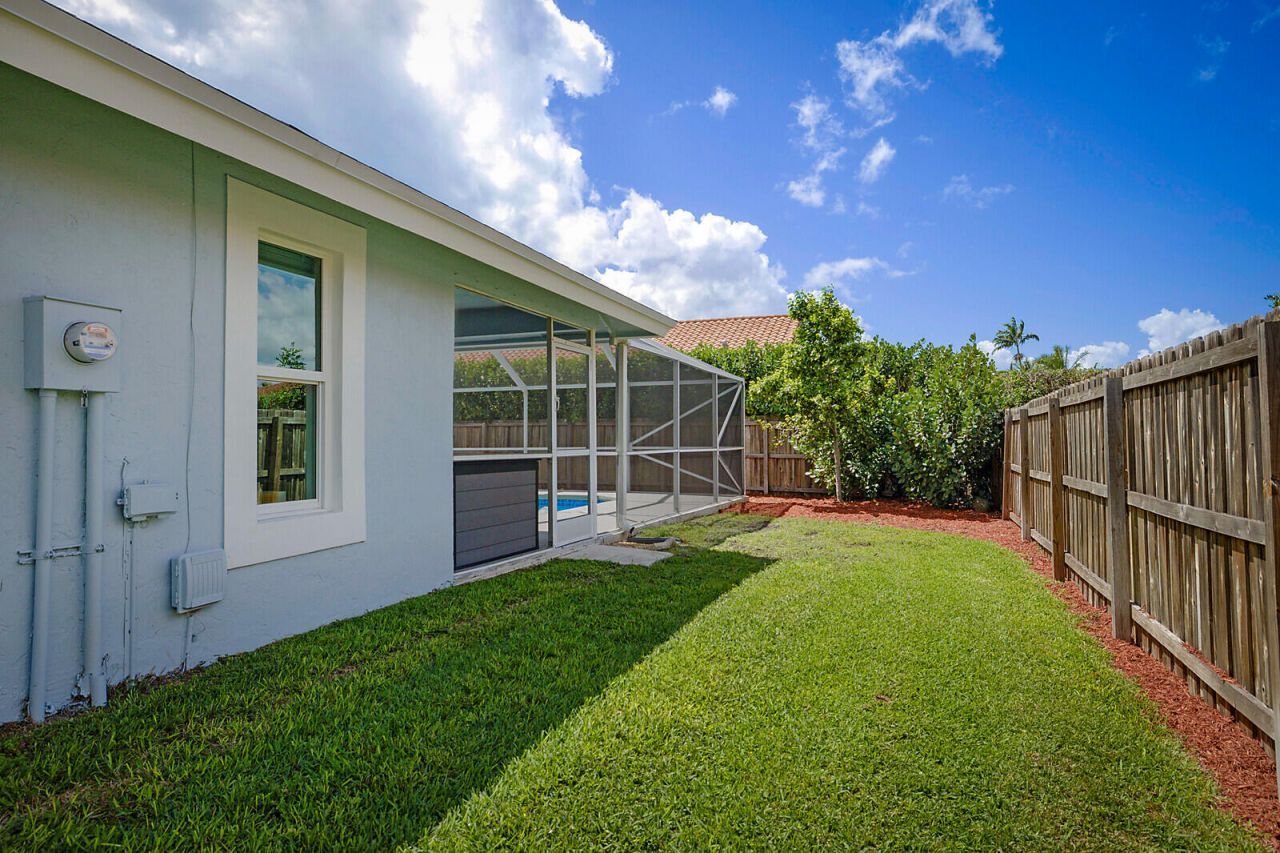 1583 Farmington Avenue, Wellington, FL 33414 Photo