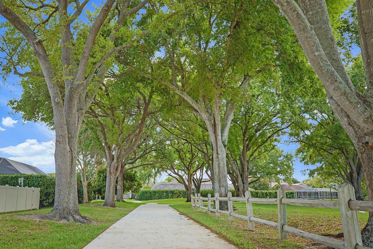 1583 Farmington Avenue, Wellington, FL 33414 Photo