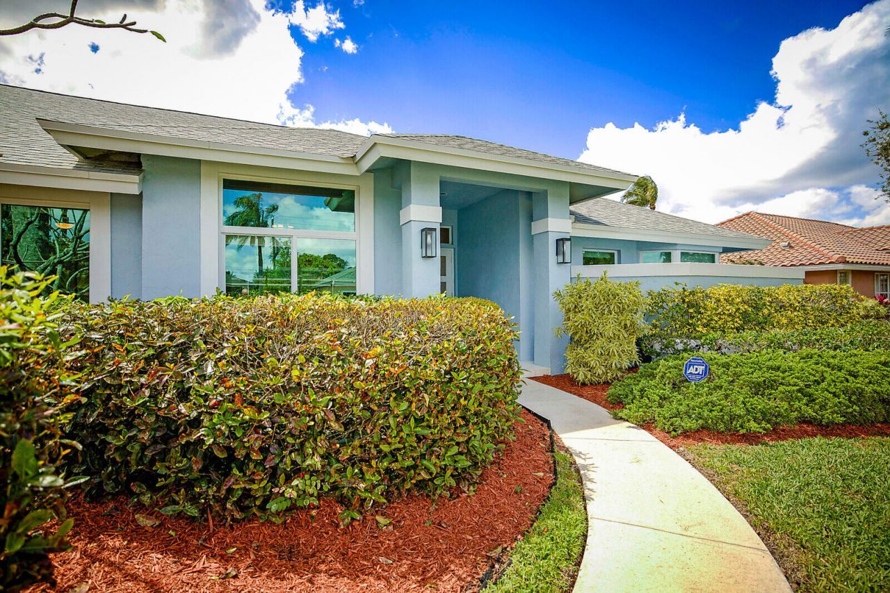 1583 Farmington Avenue, Wellington, FL 33414 Photo