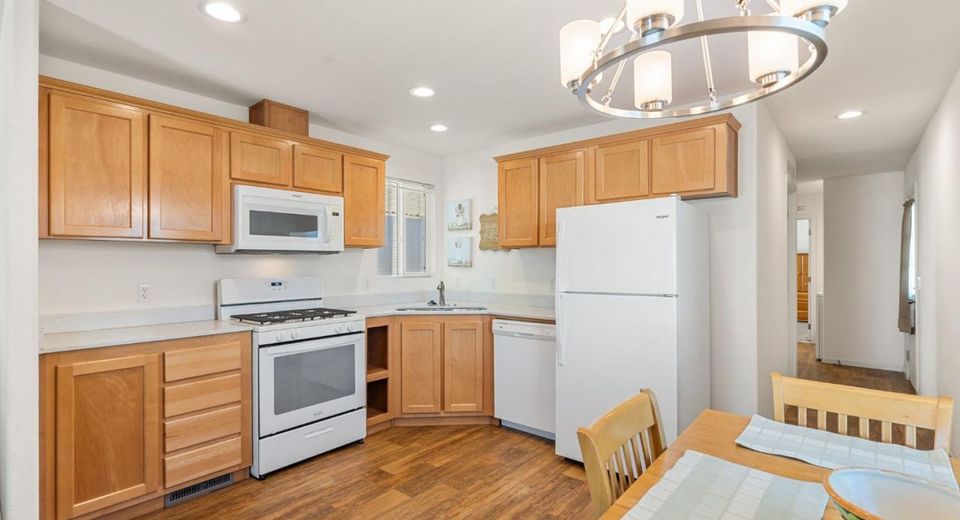 4695 Pacific St ##9, Rocklin, CA 95667 Photo