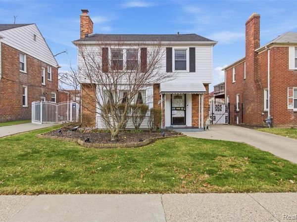 16855 Strathmoor Street, Detroit, MI 48235