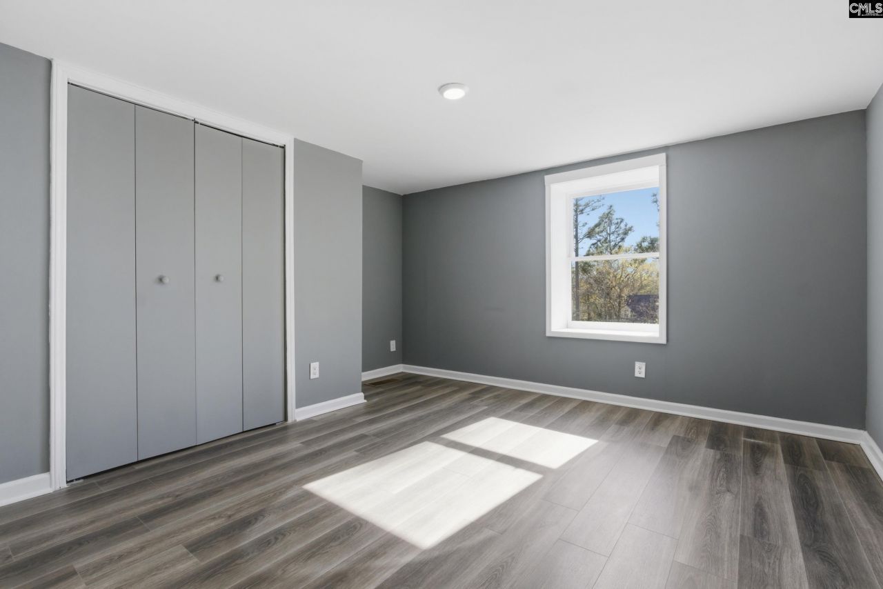 263 Sugar Loaf Road  Photo 17