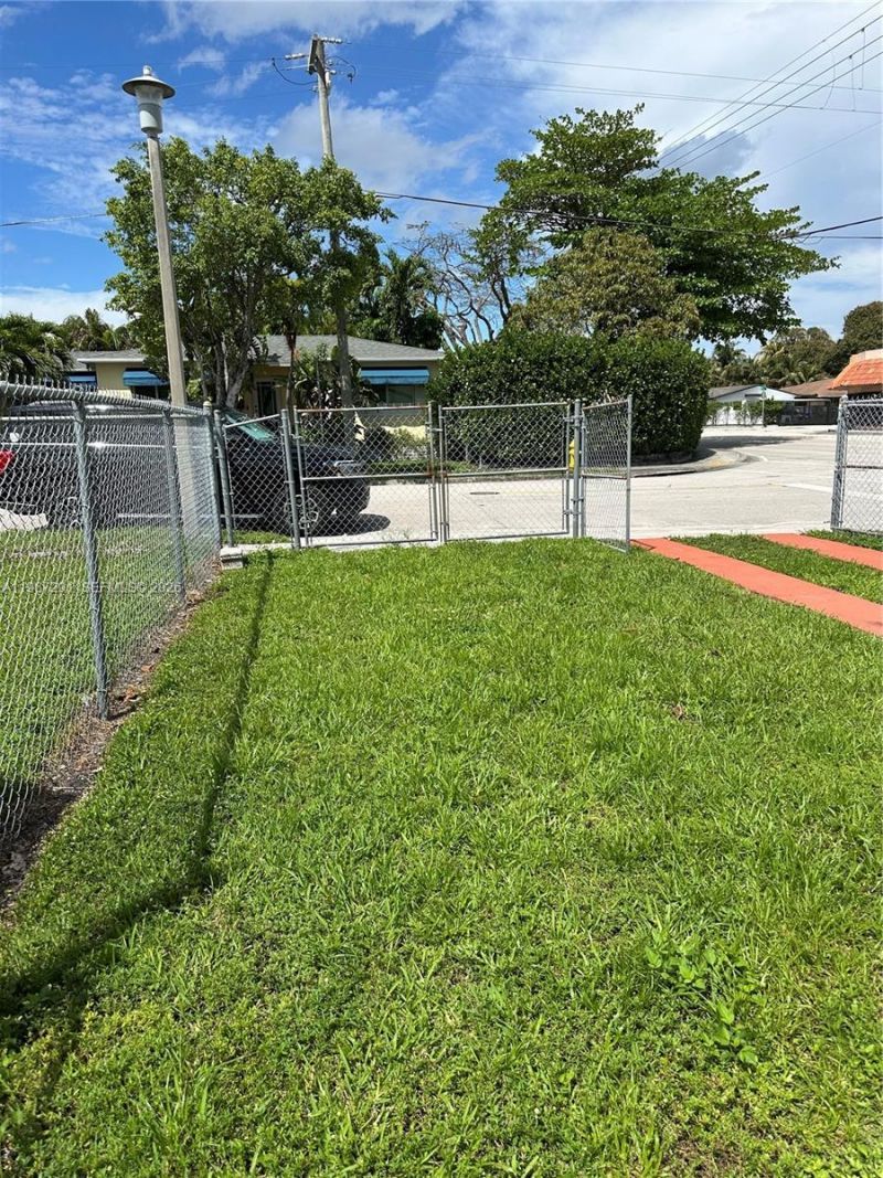 1700 SW 14th Ter , Miami, FL 33145 Photo