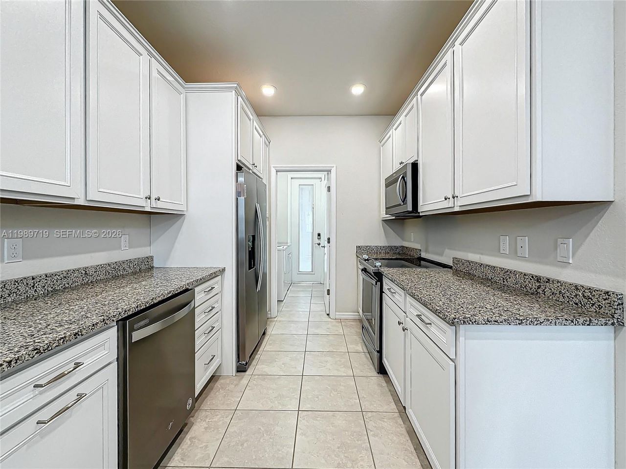 1240 Eucalyptus Dr , Unit 4, Hollywood, FL 33021 Photo