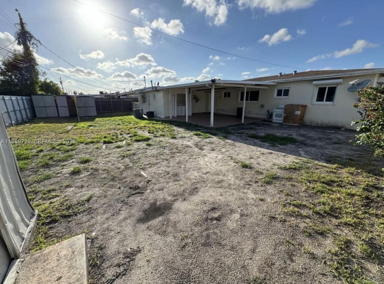 510 W 36th Pl, Hialeah, FL 33012 Photo