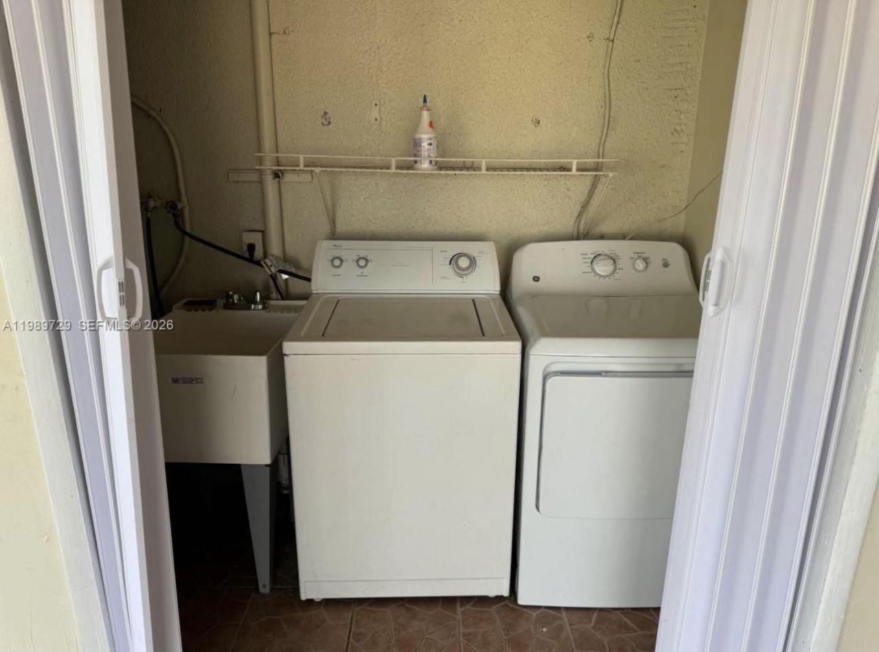 510 W 36th Pl, Hialeah, FL 33012 Photo