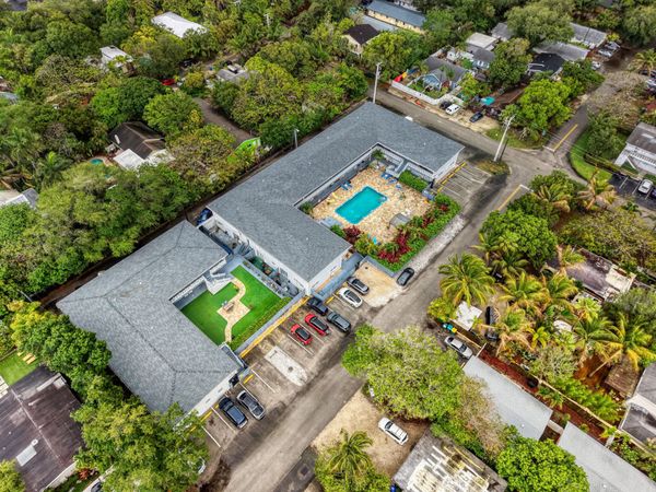 626 SW 14th Avenue, Unit 205, Fort Lauderdale, FL 33312