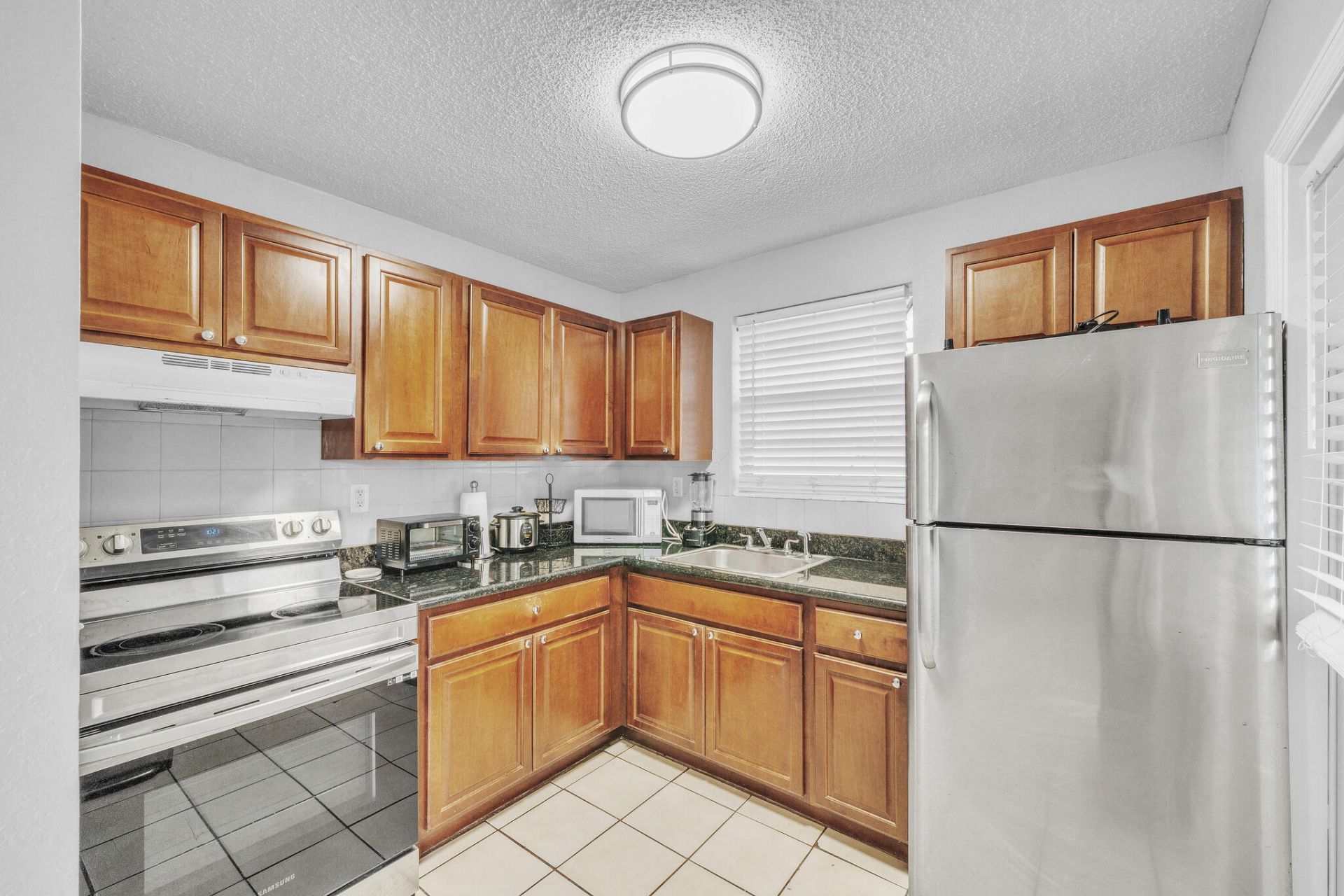 626 SW 14th Avenue, Unit 205, Fort Lauderdale, FL 33312 Photo