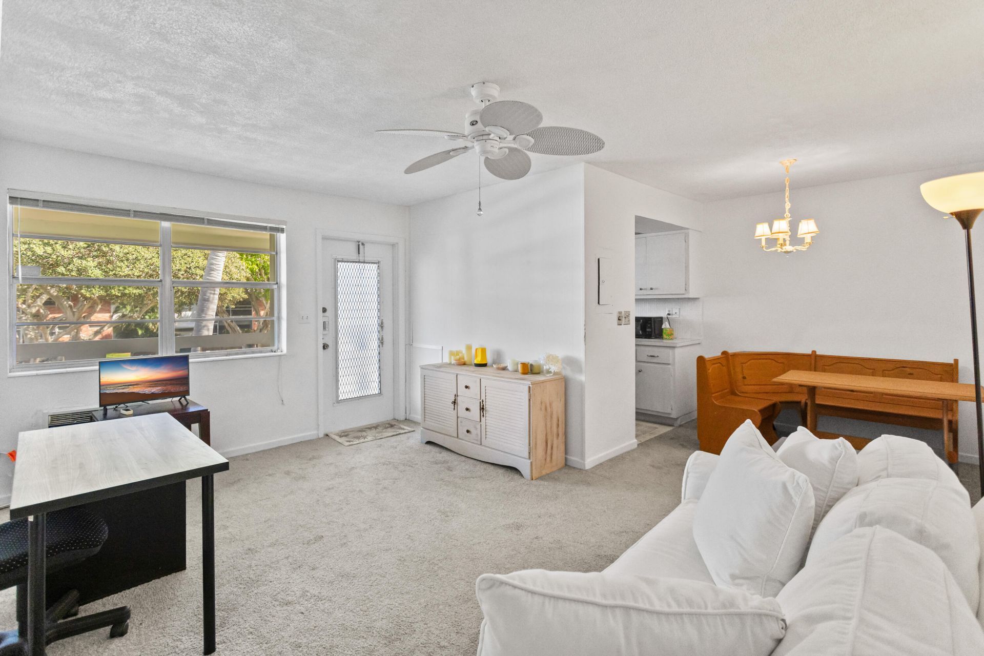 30 SE 13th Street, Unit B3, Boca Raton, FL 33432 Photo