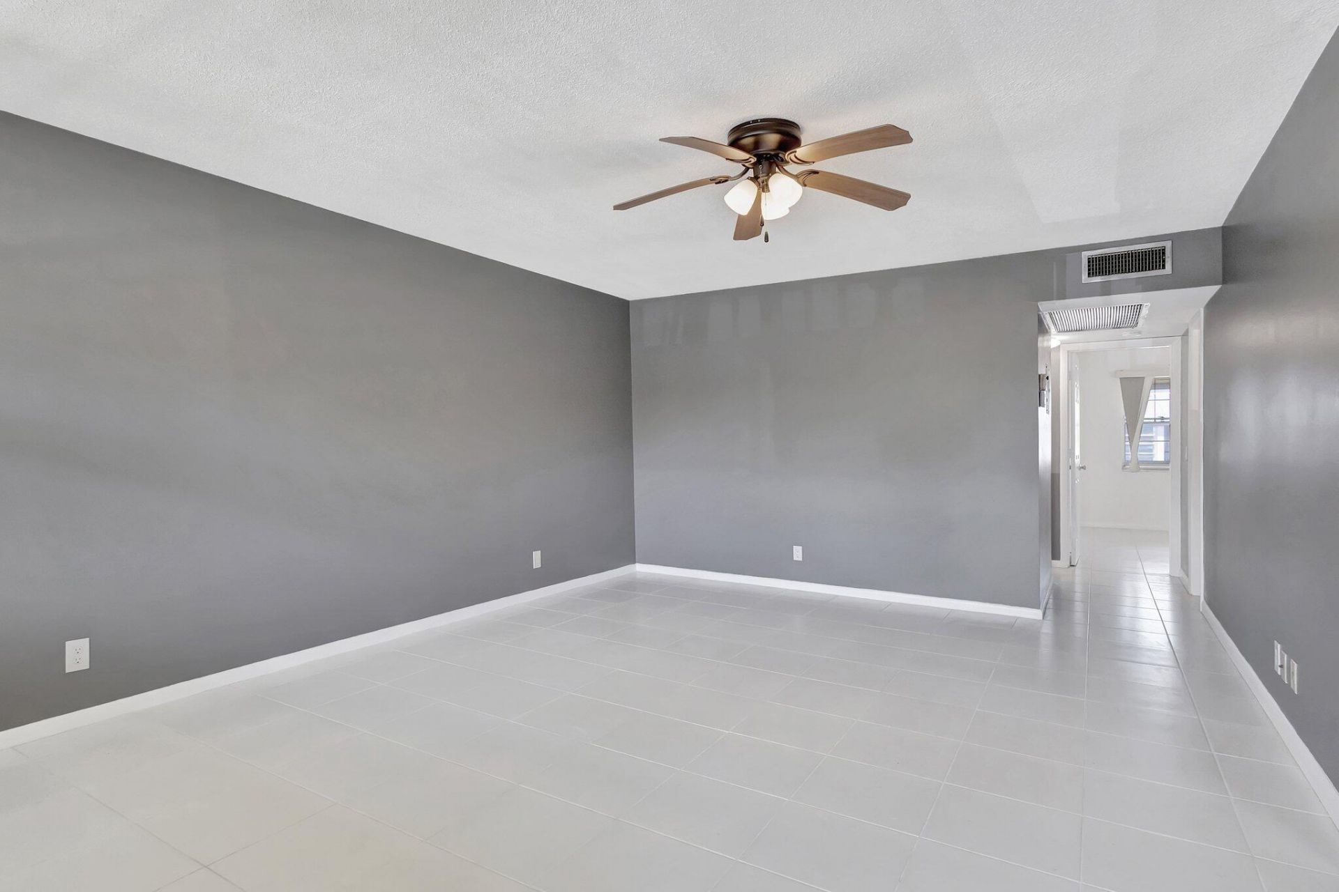 110 E Sheffield E, West Palm Beach, FL 33417 Photo