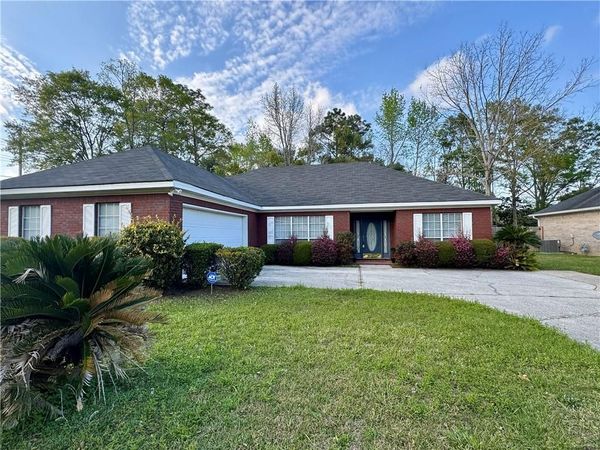 8700 Irongate Way, Mobile, AL 36695