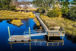 1017 Saltwater Circle photo 4