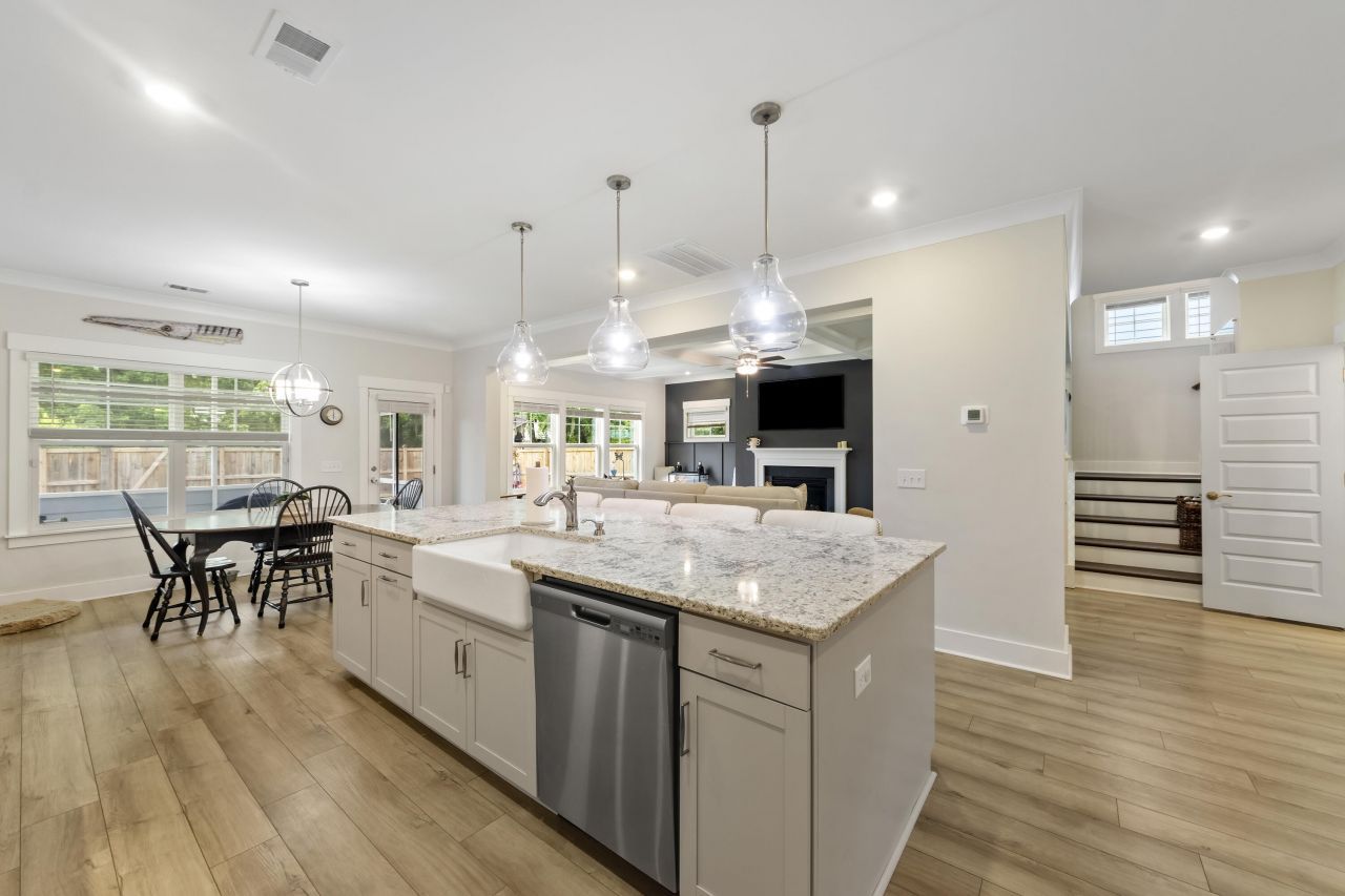 1017 Saltwater Circle Photo 7