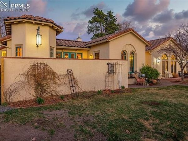 2107 N Cascade Avenue, Colorado Springs, CO 80907