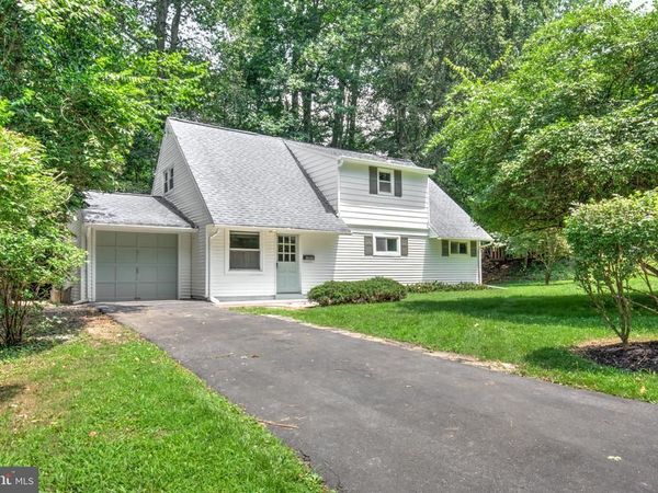 8407 HULL DRIVE, GLENSIDE, PA 19038