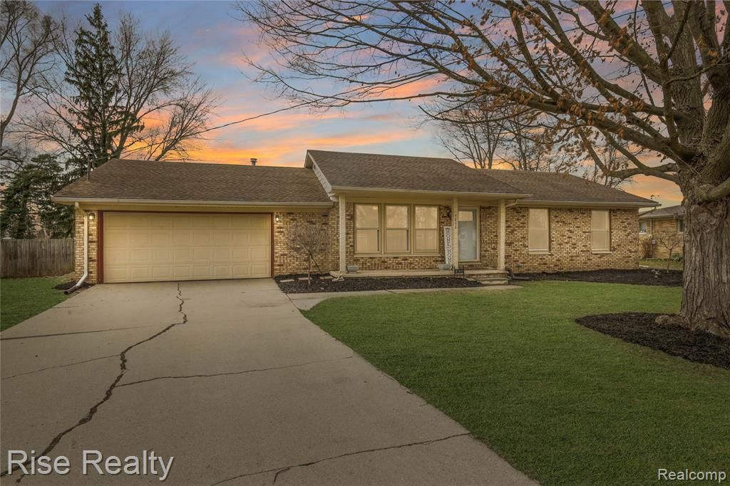 3436 Creekwood Drive, Bridgeport Township, MI 48601 Main Photo