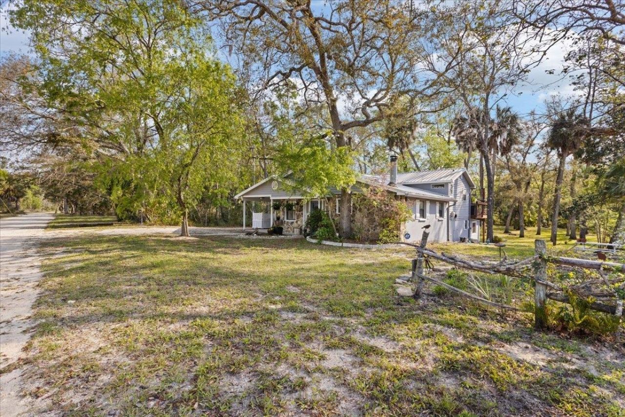 1506 NE Cedar Street , Steinhatchee, FL 32359 Photo