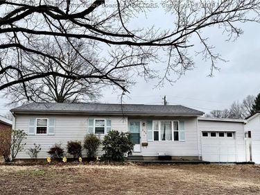 636 Douglas Avenue, Ravenswood, WV 26164