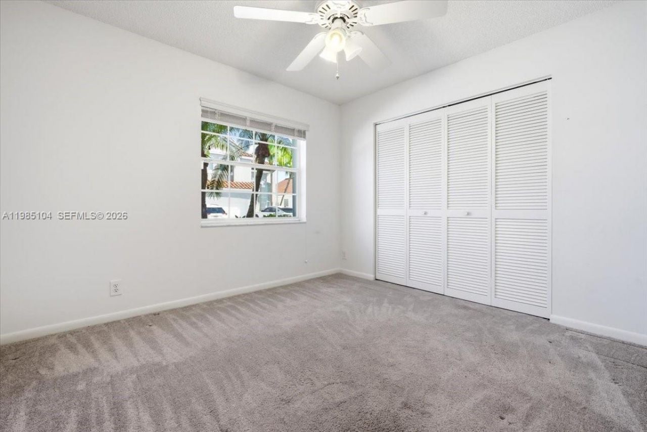 354 Bermuda Springs Dr , Weston, FL 33326 Photo