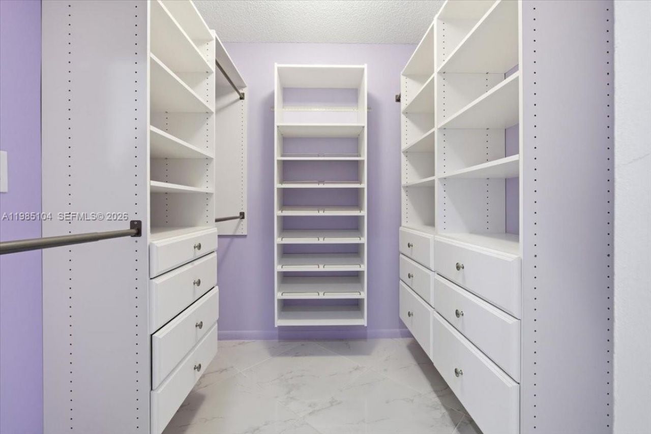 354 Bermuda Springs Dr , Weston, FL 33326 Photo