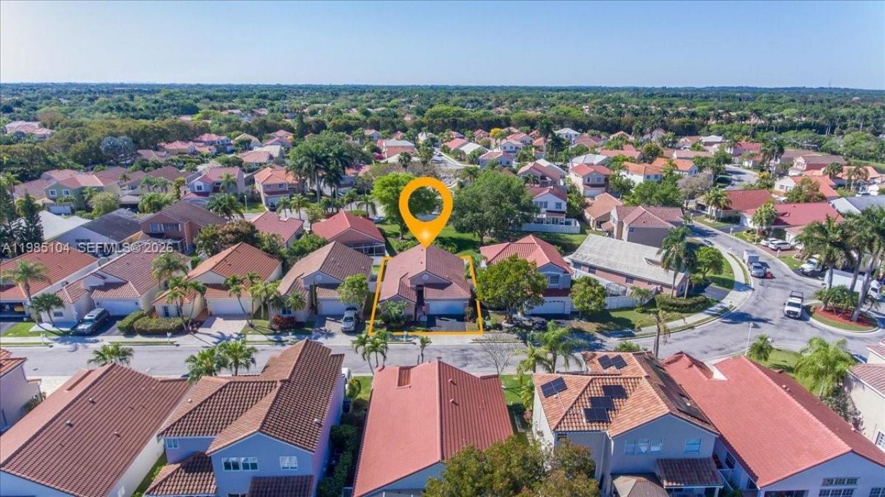 354 Bermuda Springs Dr , Weston, FL 33326 Photo