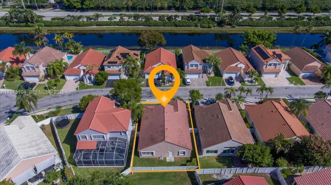 354 Bermuda Springs Dr , Weston, FL 33326 Photo