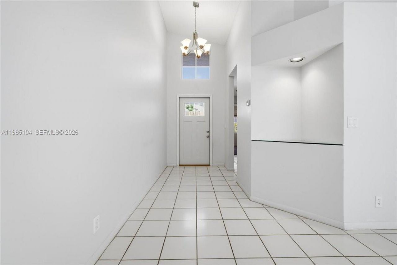 354 Bermuda Springs Dr , Weston, FL 33326 Photo