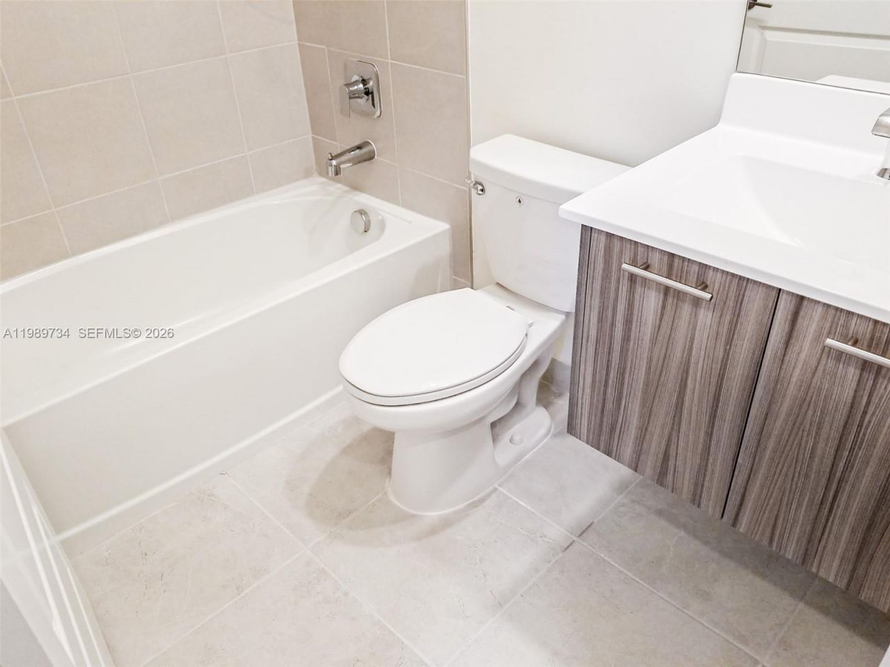 6425 NW 103rd Pl, Unit 106, Doral, FL 33178 Photo