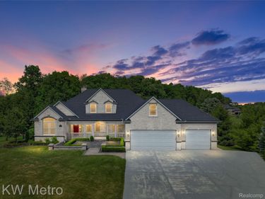 65884 Windrose Court, Ray Township, Mi 48096
