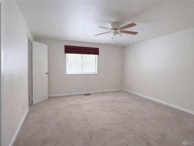 396 Towncrest Drive, Beavercreek, OH 45434 Photo 8