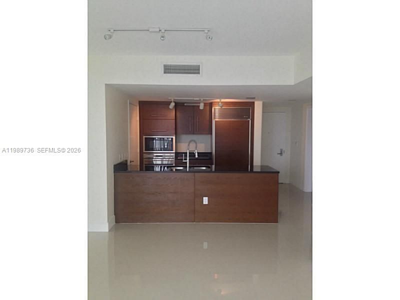475 Brickell Ave , Unit 5111, Miami, FL 33131 Photo
