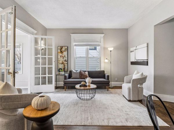 3208 Pleasant Avenue, Minneapolis, MN 55408