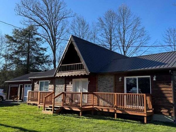 245 Whitetail Road, Camp Creek, WV 25820